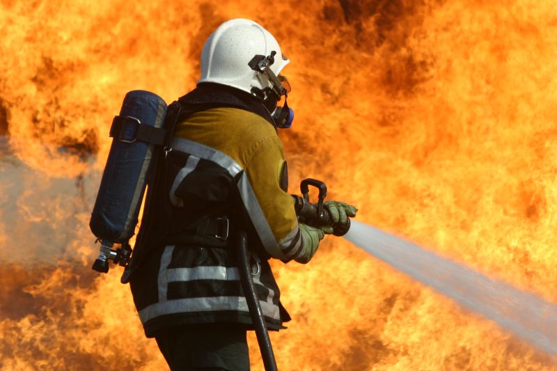 segurança contra incêndios em edifícios